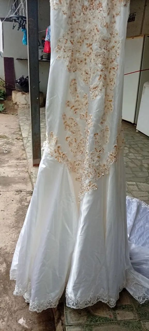 Vestido de noiva , *
