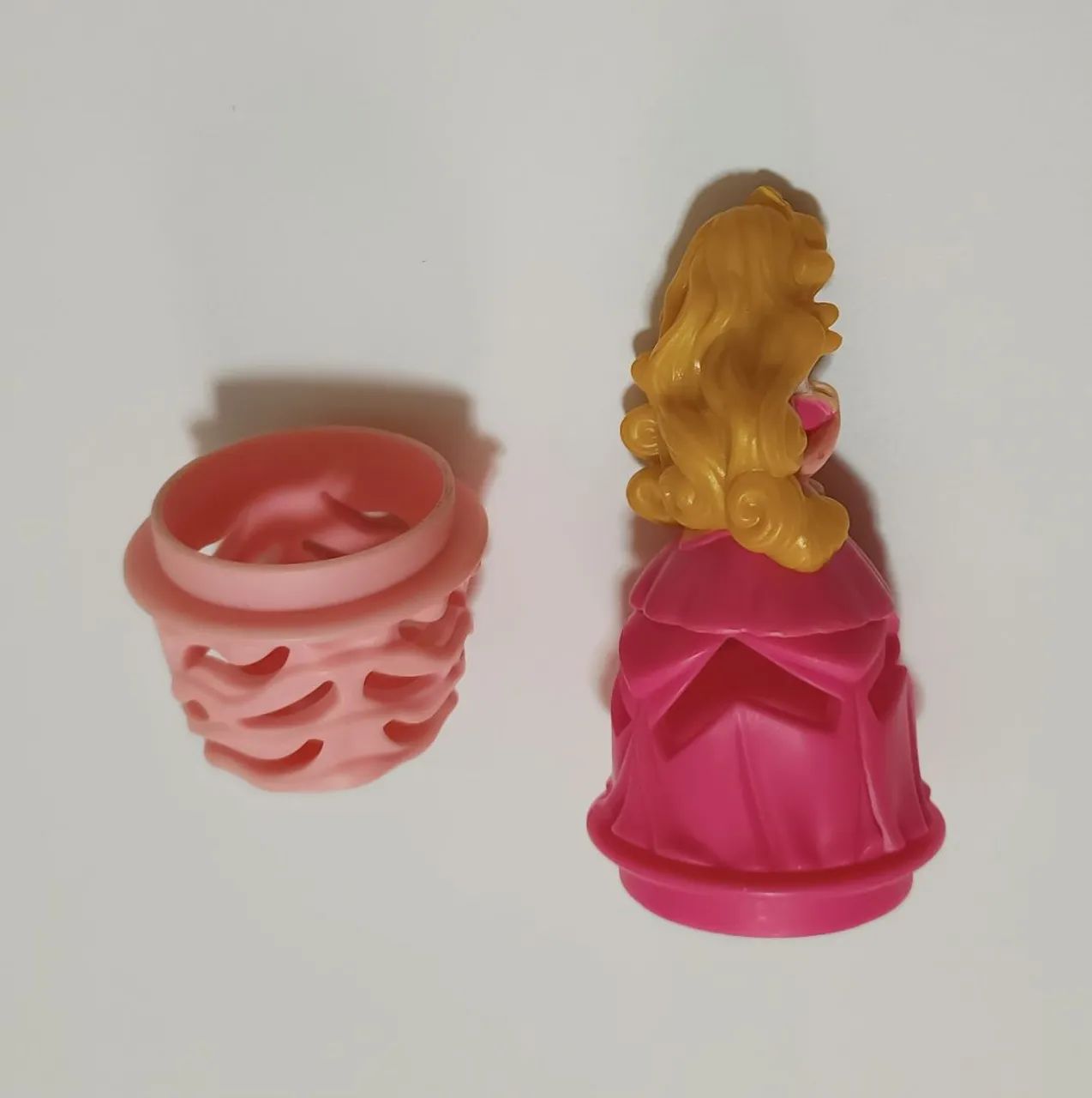 Boneca Princesa Aurora Play Doh - Foto 2