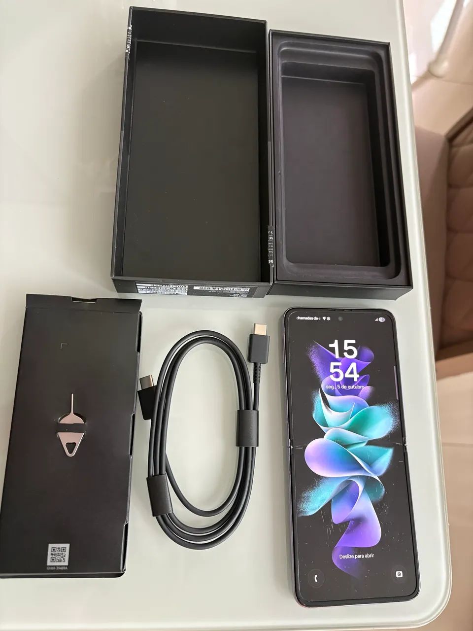 Samsung Galaxy Z Flip3