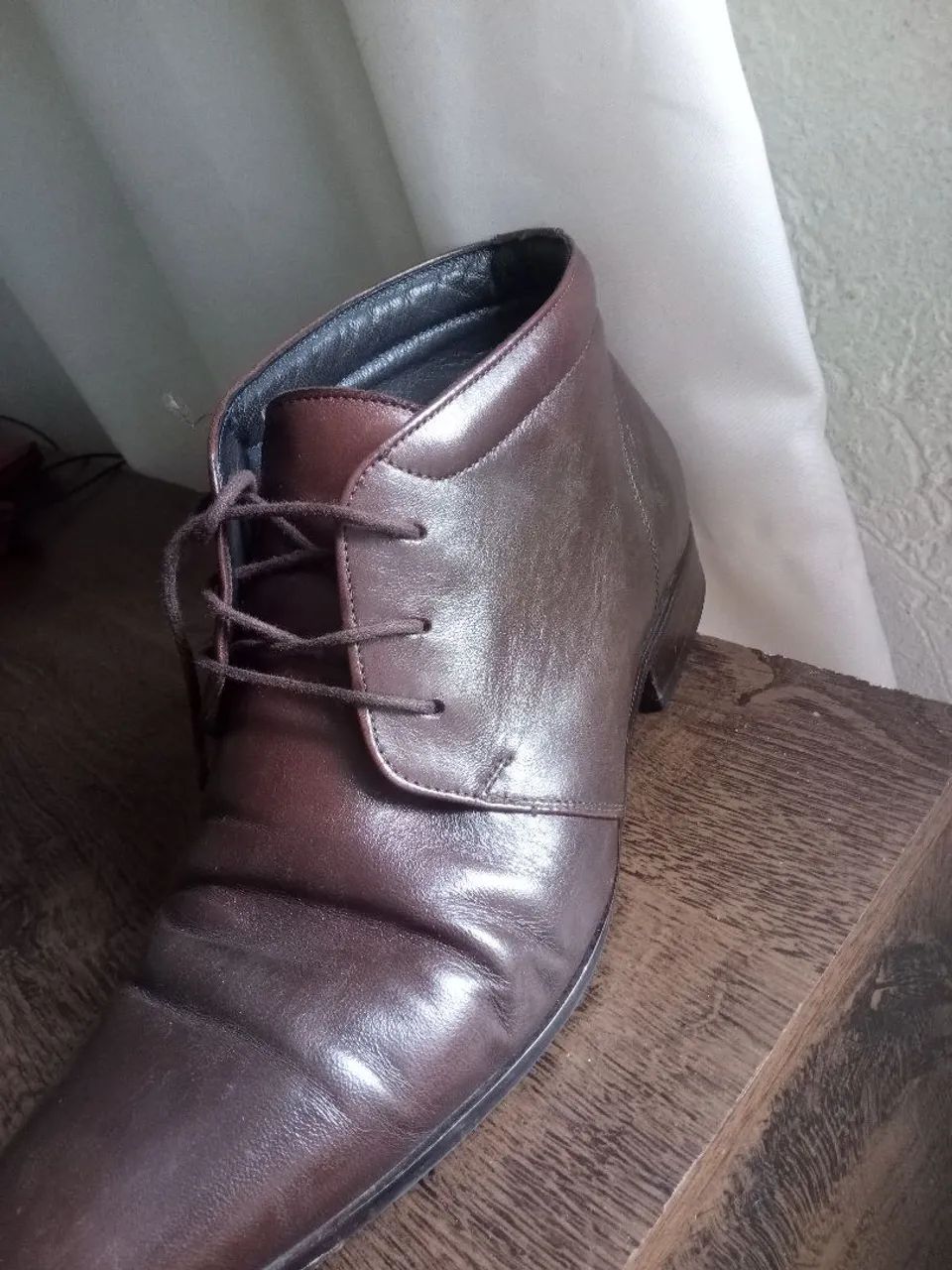 Bota Couro de Pelica