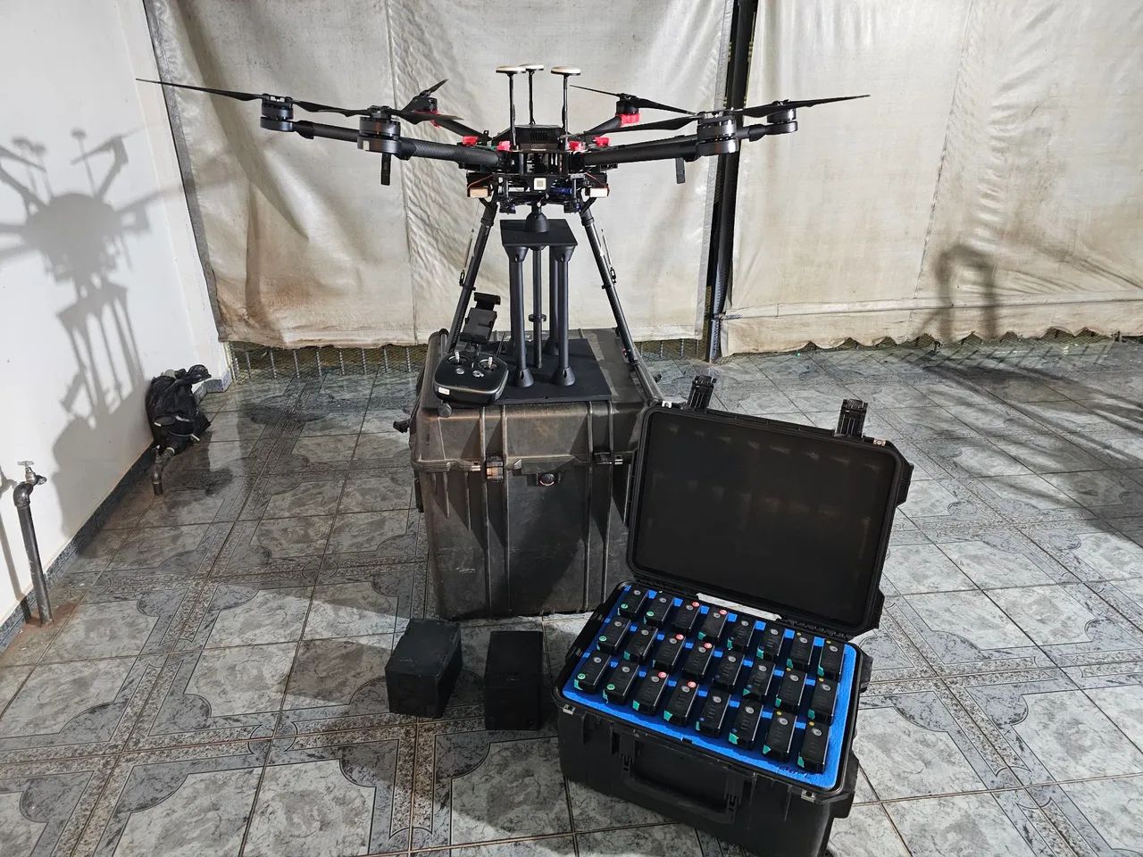 DJI MATRICE 600 PRO - Foto 2