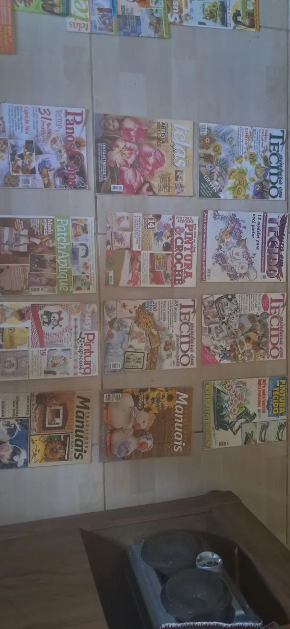 Revista de pinturas e tecido e artes