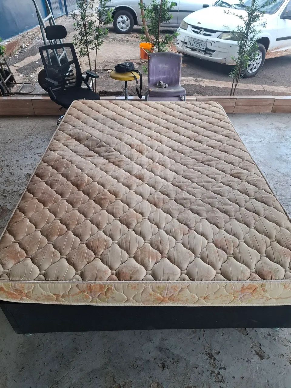 Cama Box casal com colchão  - Foto 2