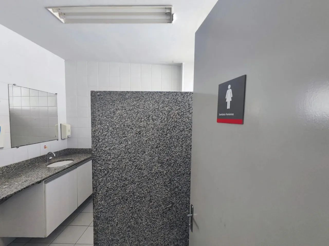 Comercial para vender e alugar em rua pública, PITUBA, Salvador, BA - Foto 7