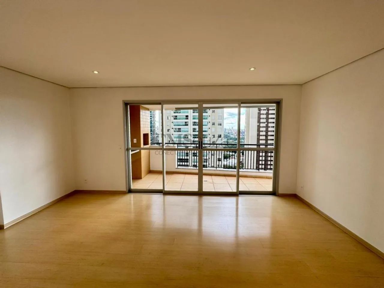 Apartamento para alugar no Edifício Marc Chagall  3 dormitórios (1 suíte), 129 m², 2 vagas - Foto 5