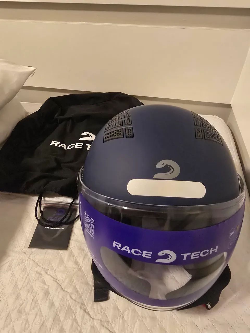 Vendo capacete zero
