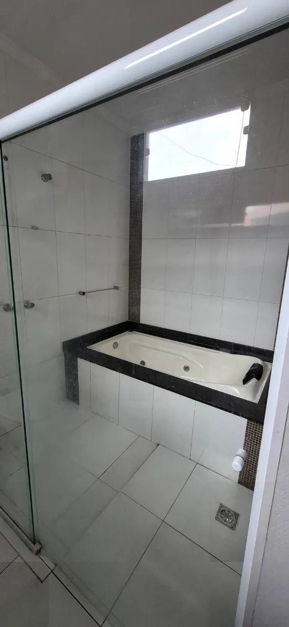 Vende se casa ampla e aconchegante com ótimo acabamento! - Foto 3