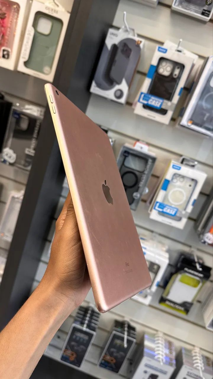 iPad 8° geração 64GB Wi-Fi. - Foto 2