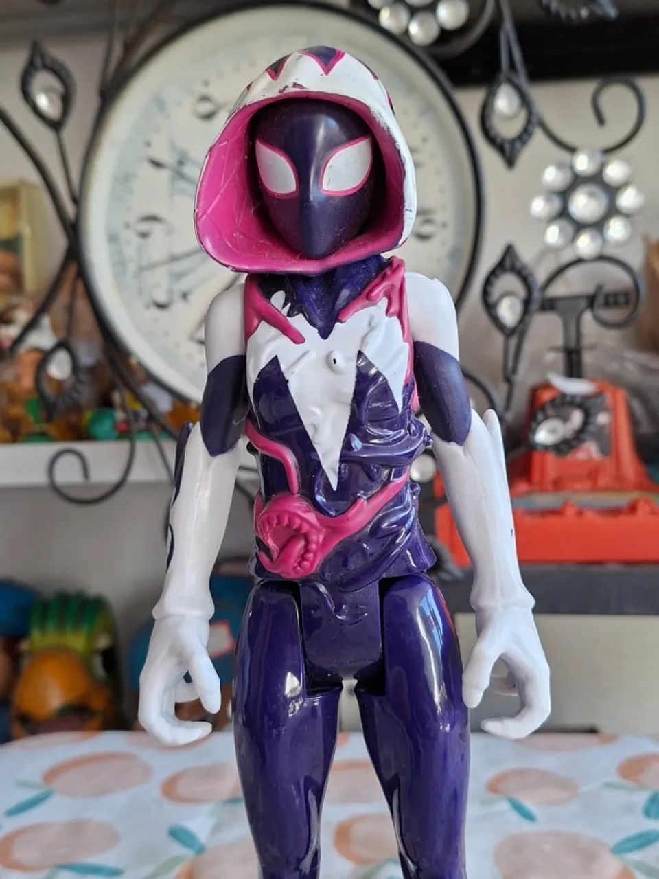 Ghost-Spider da linha Marvel Spider-Man Maximum Venom, produzida pela Hasbro. - Foto 3