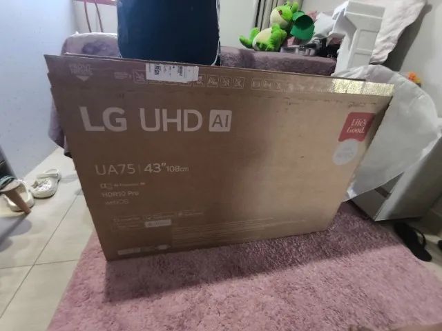 TV LG UHD AI UA75 WebOS 43 polegadas com defeito  - Foto 2