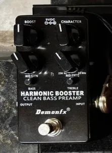 Pedal Harmonic Booster Clean Bass Preamp Demonfx Darkglass