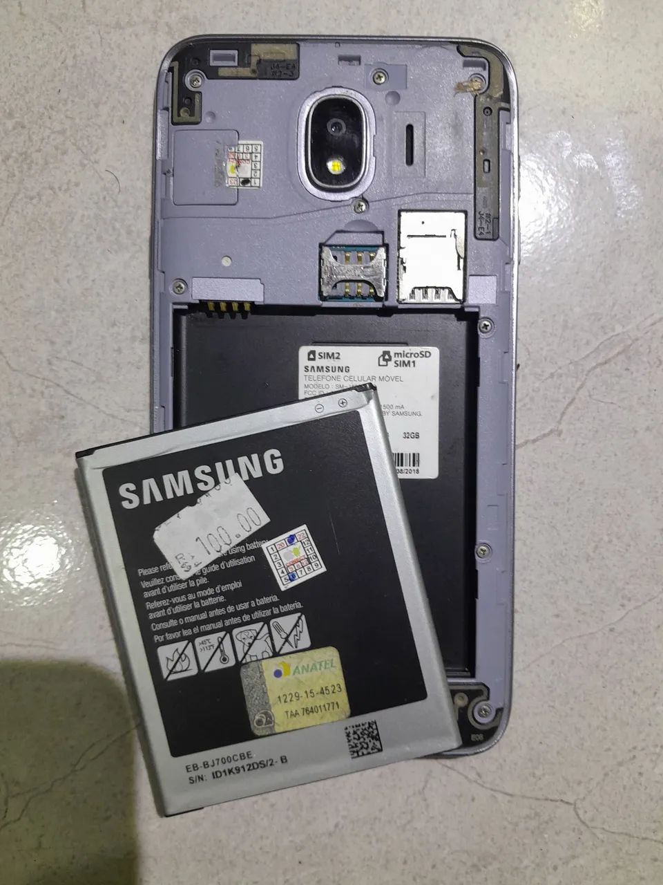 Celular j4 display trincado  - Foto 2