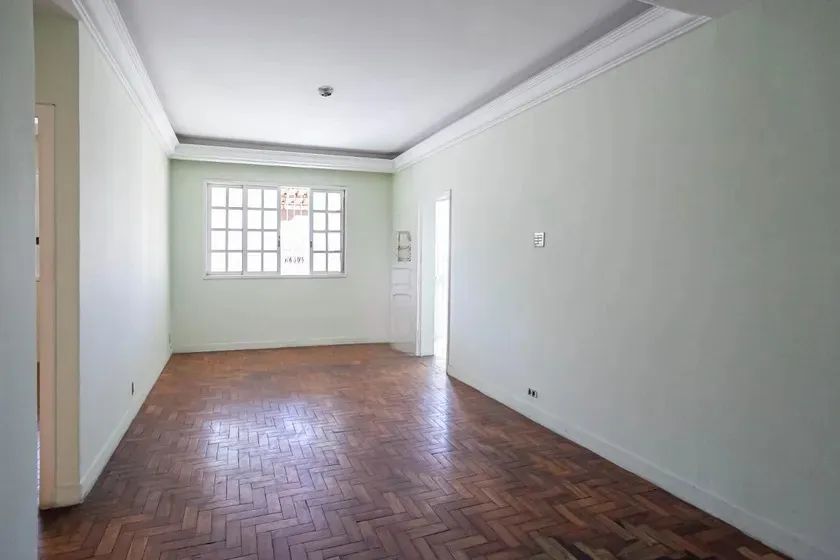 Casa à Venda - Cachoeirinha, 4 Quartos, 210 m2