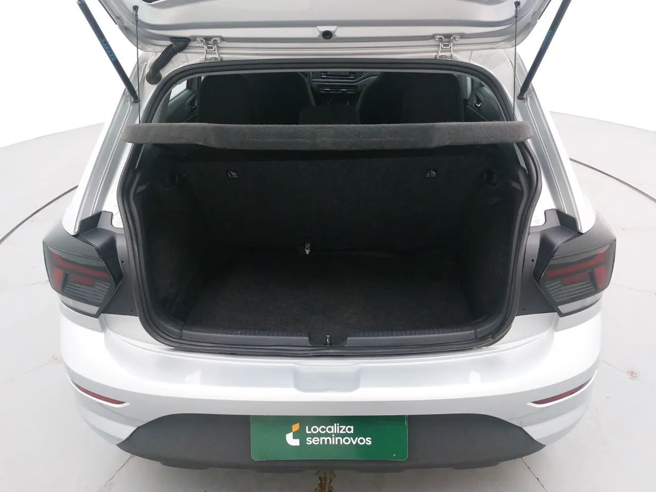 Volkswagen Polo Track 1.0 Flex 12V 5p, foto 9 de 18
