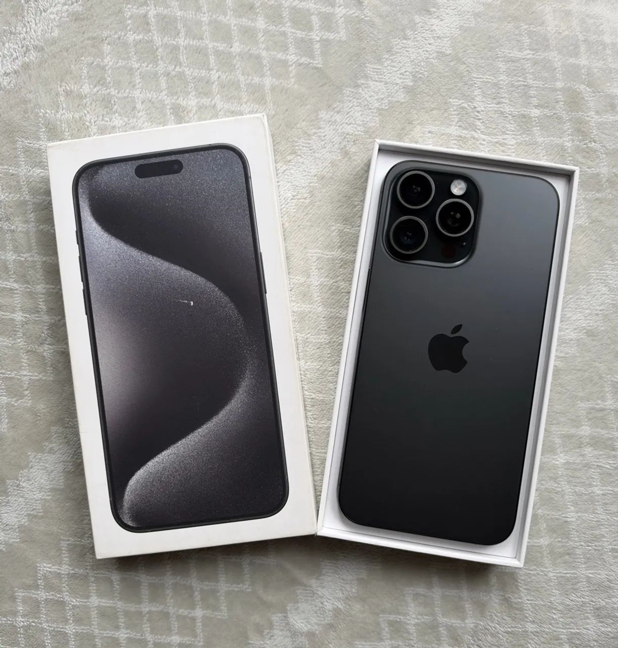 iPhone 15 pro Max - 256GB - impecável 