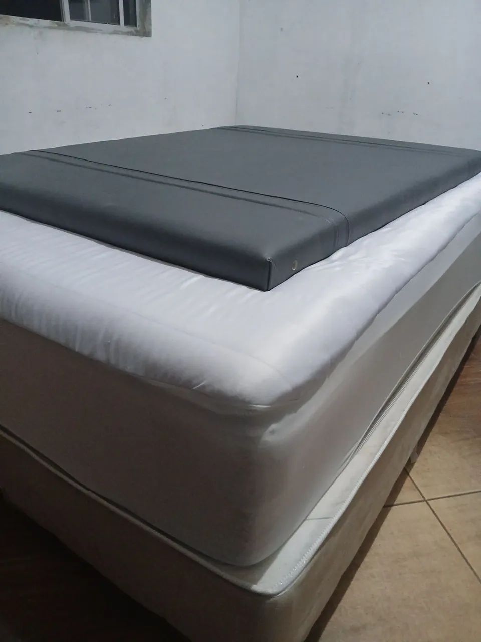  Cama Queen Completa Ortobom + Cabeceira | Estado de Nova | 1 Ano de Uso - Foto 3