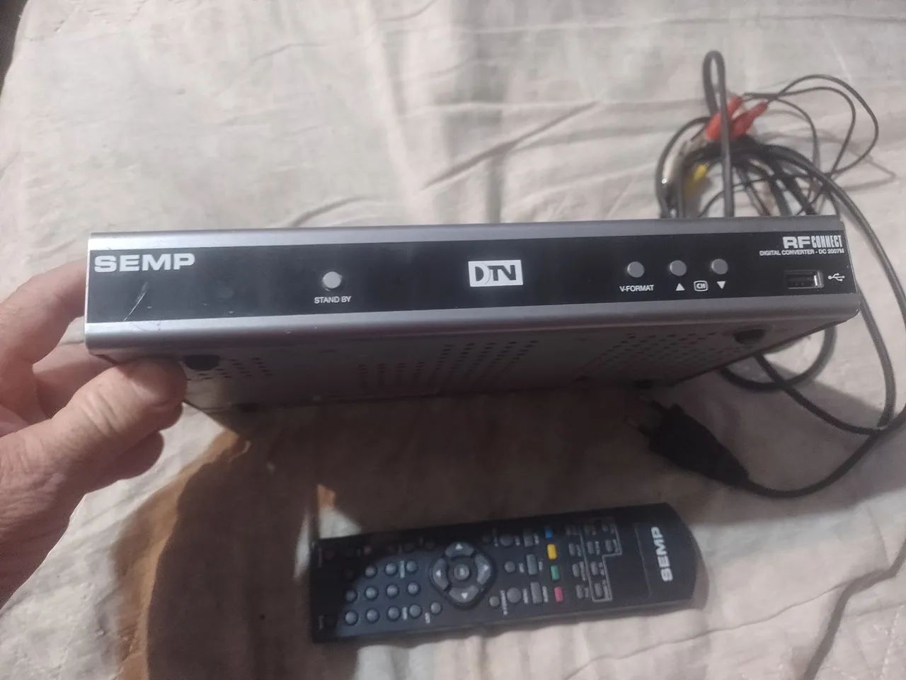 comverso de tv digital com controle 
