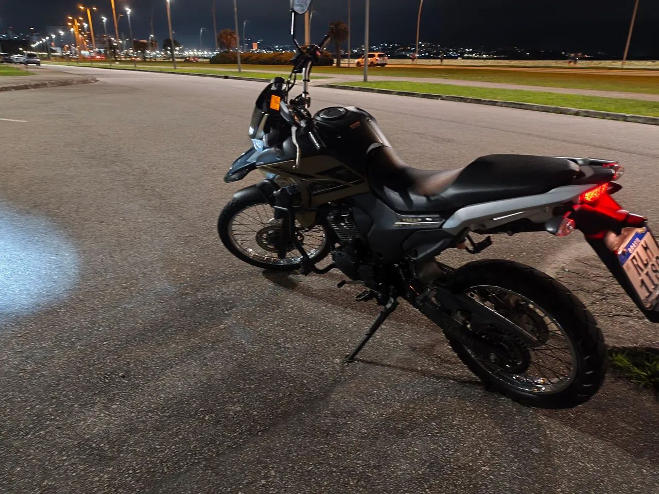 Xtz 250 lander apenas 16 mil km - Foto 4