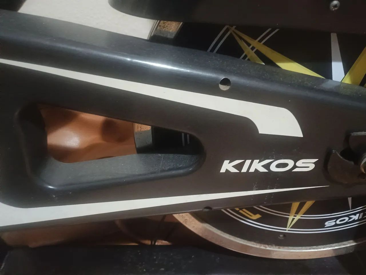 KIKOS F3i bicicleta ergométrica seminova - Foto 3