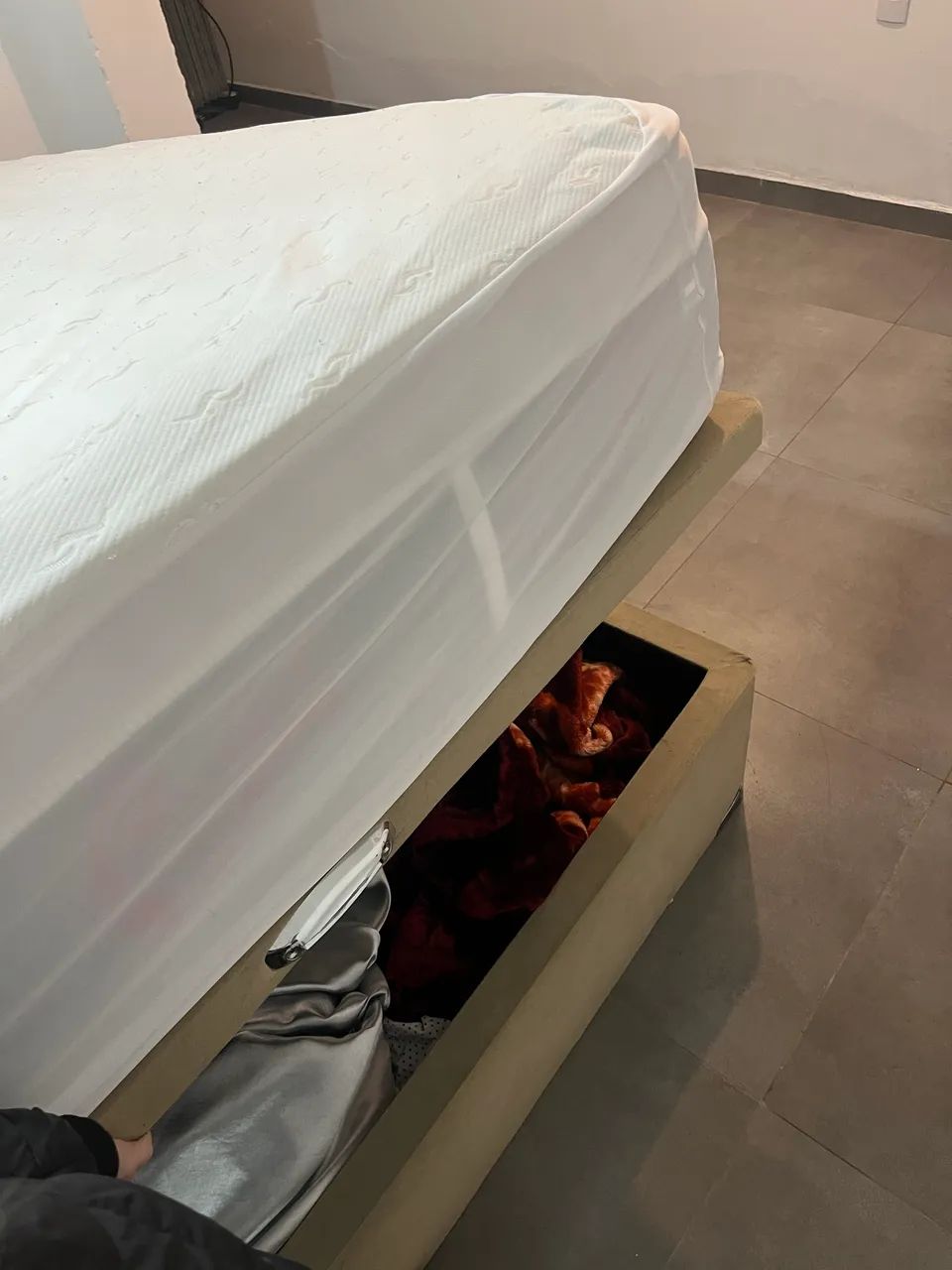 Vendo Cama QUEEN - Foto 2