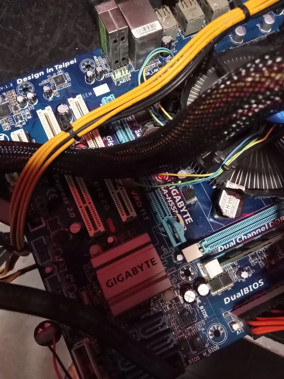 Kit placa mãe e processador i3 530 com memória 4 GB funcionando perfeitamente - Foto 2