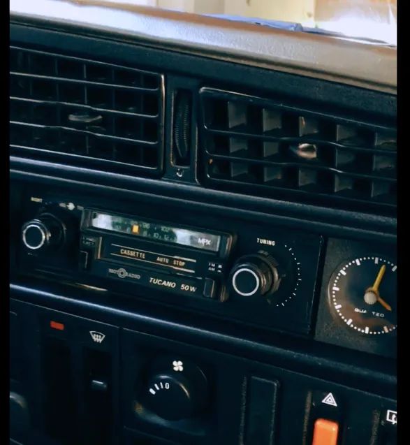 Raríssima Tampa Cega Rádio Toca Fitas Monza 82 / 90 - Foto 2