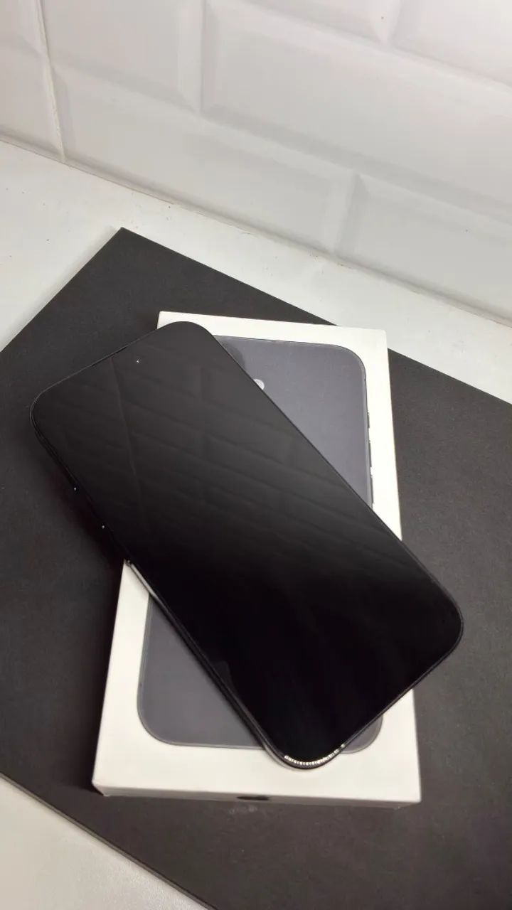iPhone 16 preto 256 gigas