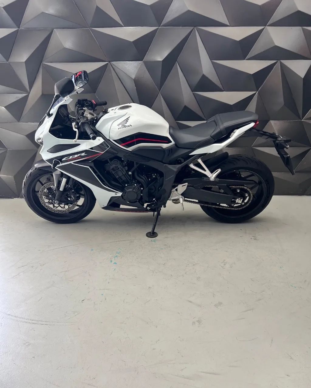 CBR 650 R - Foto 5