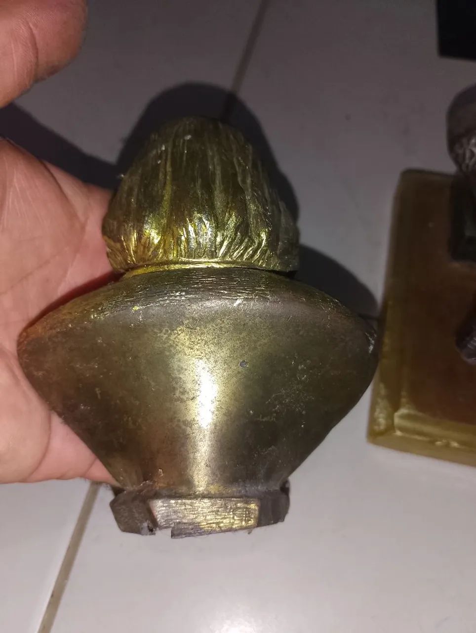 Busto de metal - Foto 3