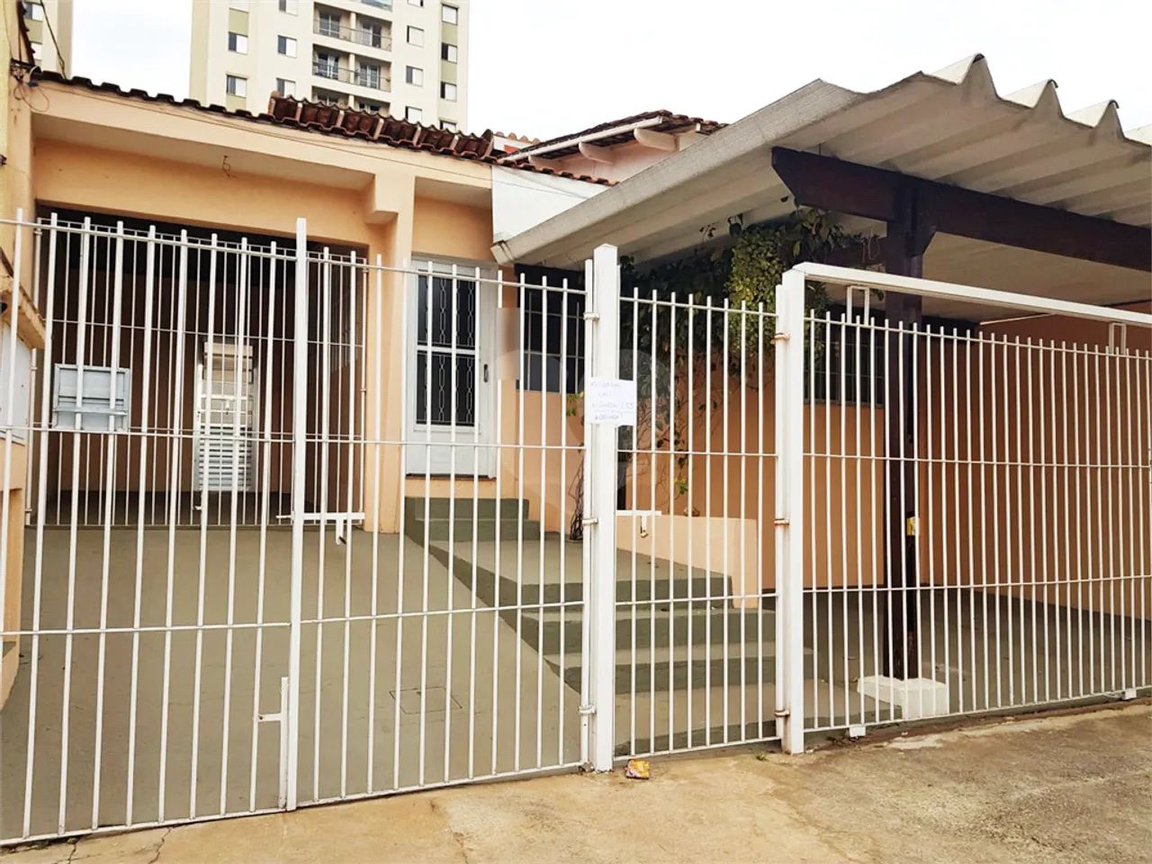 CASA AMPLA PARA ALUGAR NA VILA LEOPOLDINA