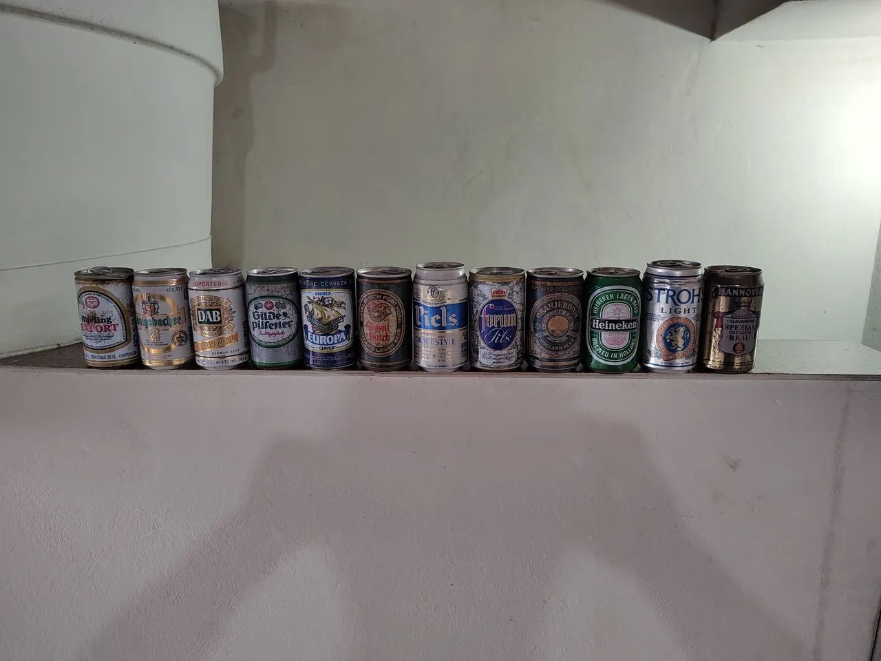 Latas de cerveja antiga (Cheias )
