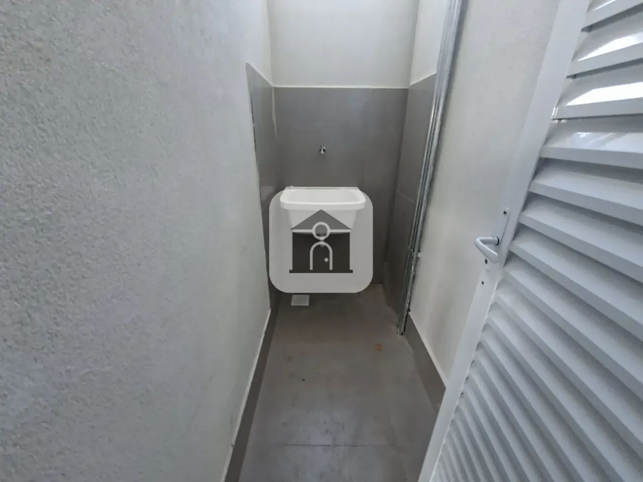 Loja comercial para locação no bairro Laranjeiras - Foto 5