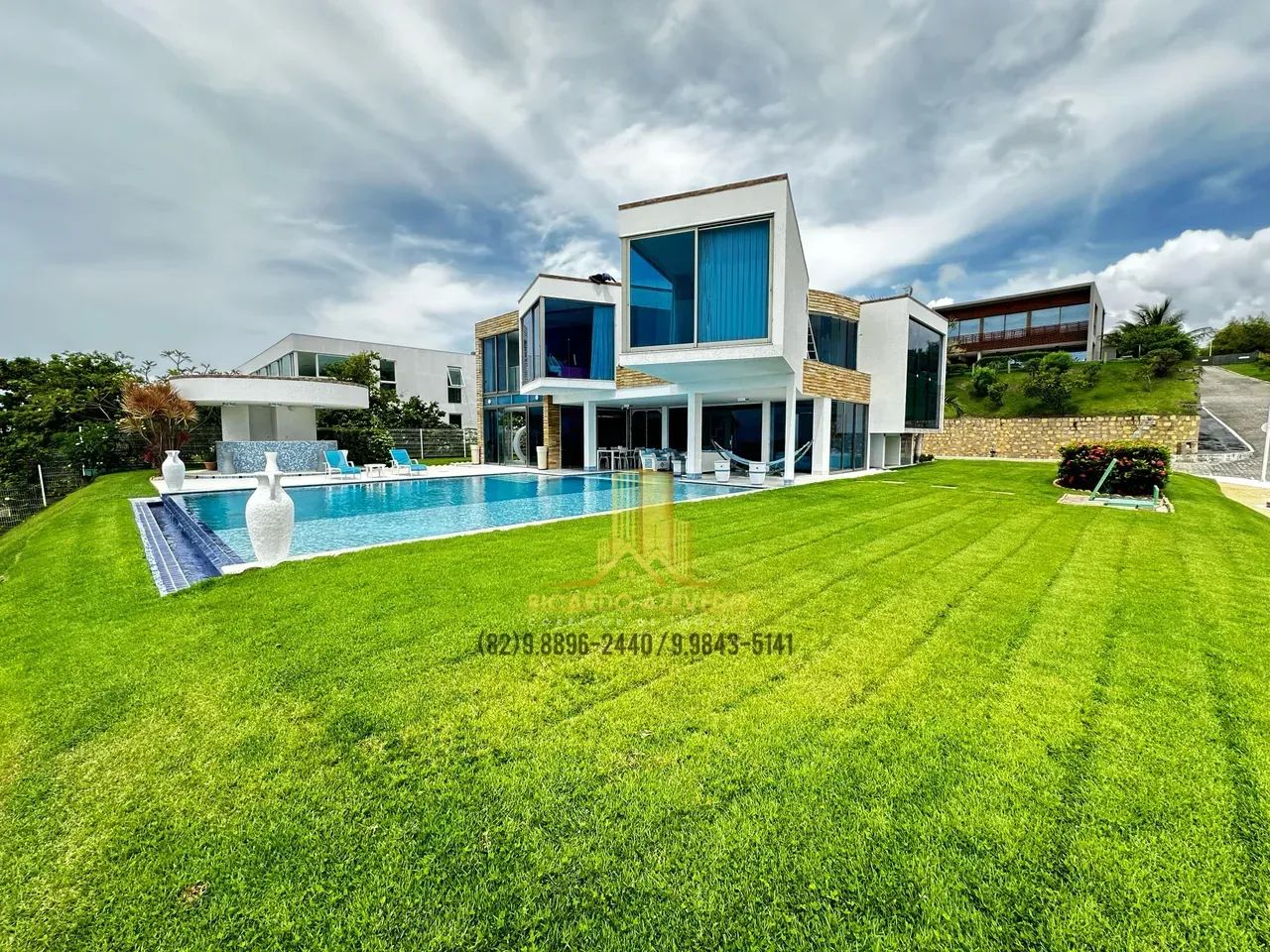 Casa com 03 suítes e lazer privativo, com vista para o mar - Foto 3