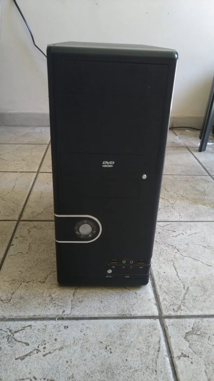 Gabinete com drive DVD e fonte 200w