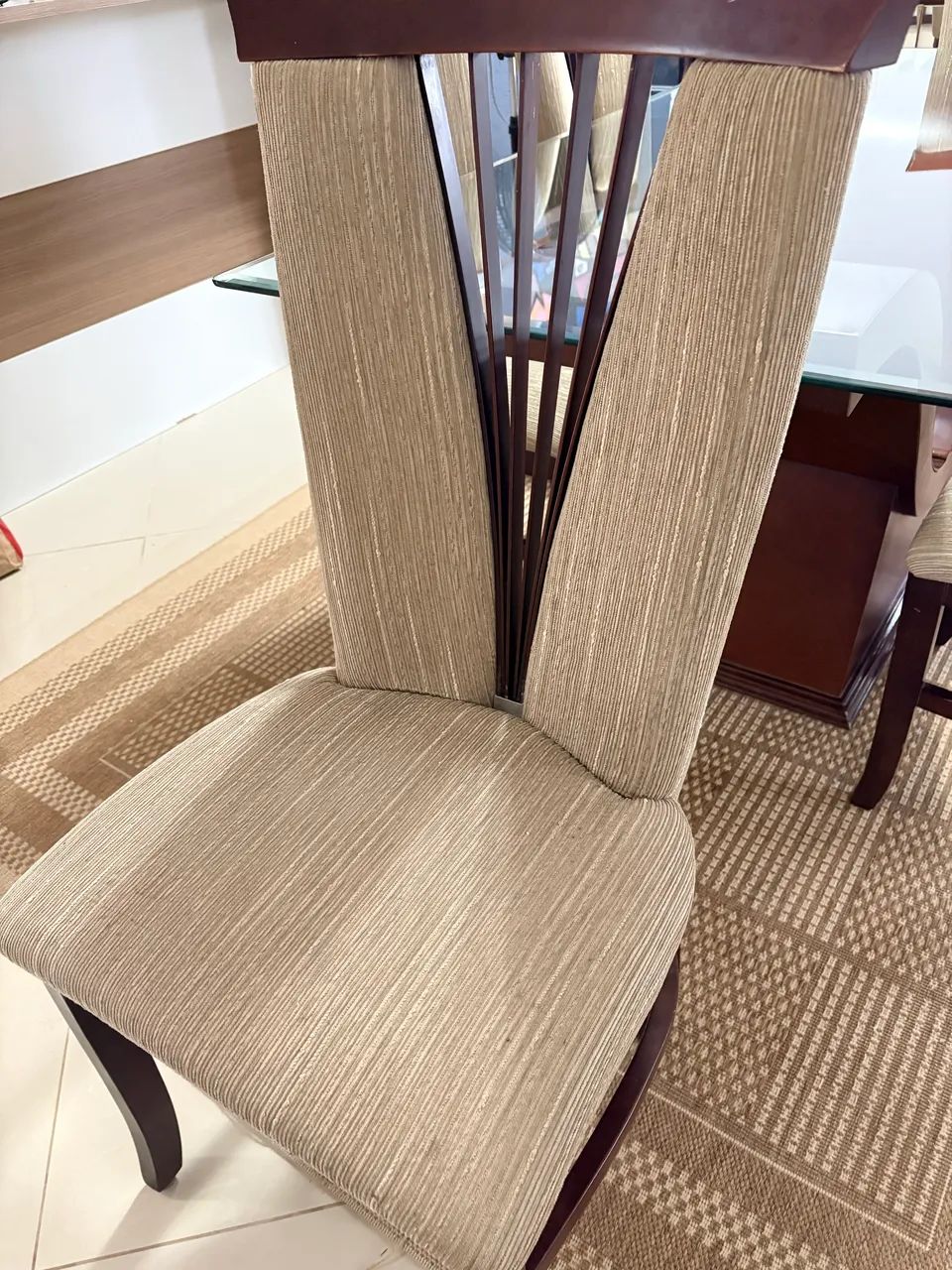 Mesa de Jantar com 6 Cadeiras - 1,80 x 1,00 m - Foto 3