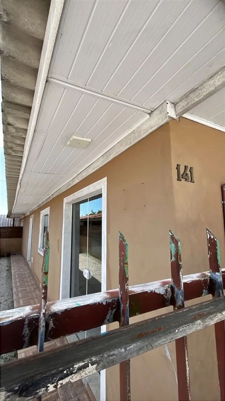 Alugo casa em ponta das canas 