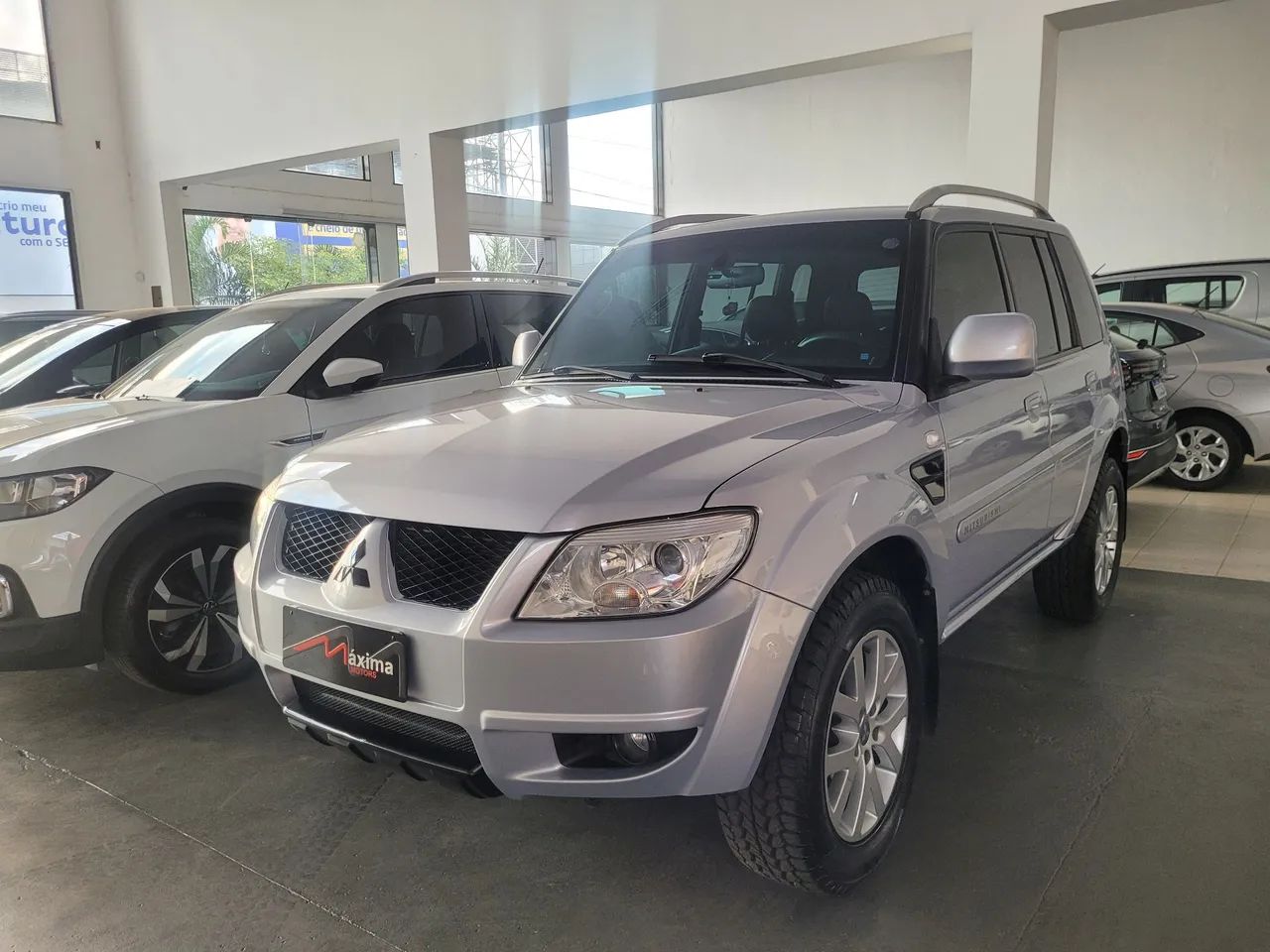 Mitsubishi Pajero Pajero TR4 2.0 Flex 16V 4X2 Aut. 2014