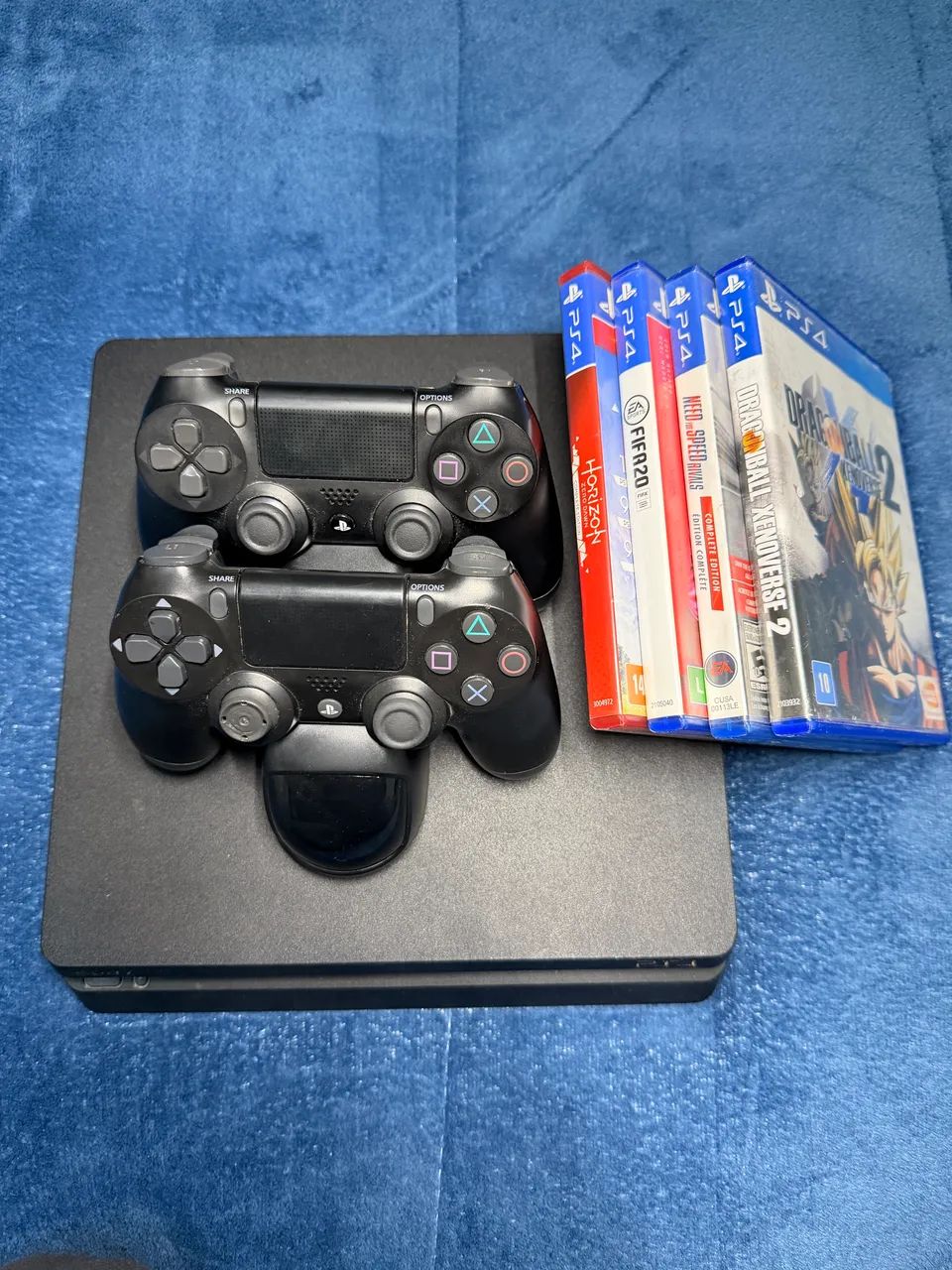 PS4 Slim 1TB - Barbada - Foto 2
