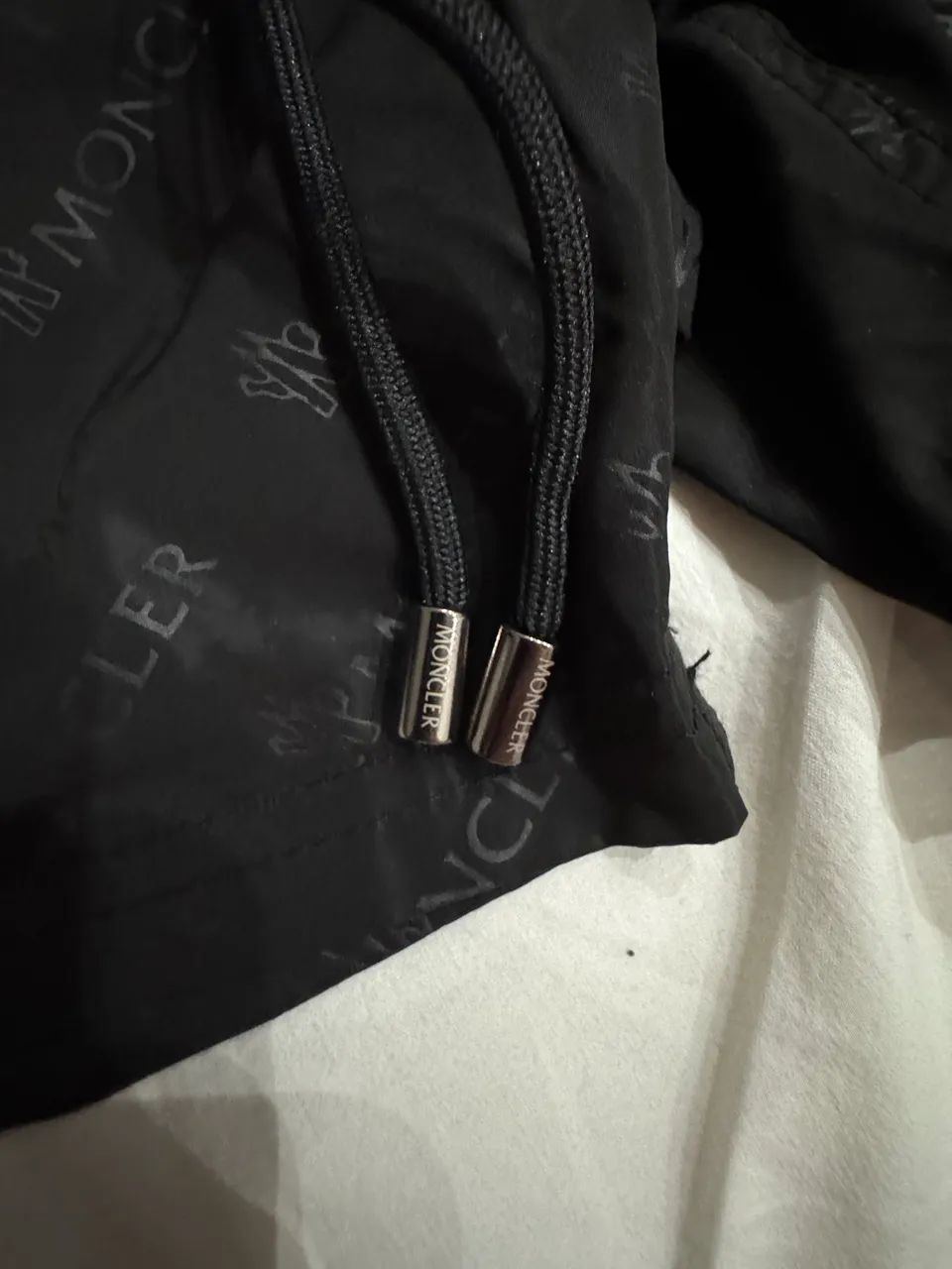 Shorts moncler preto original  - Foto 3