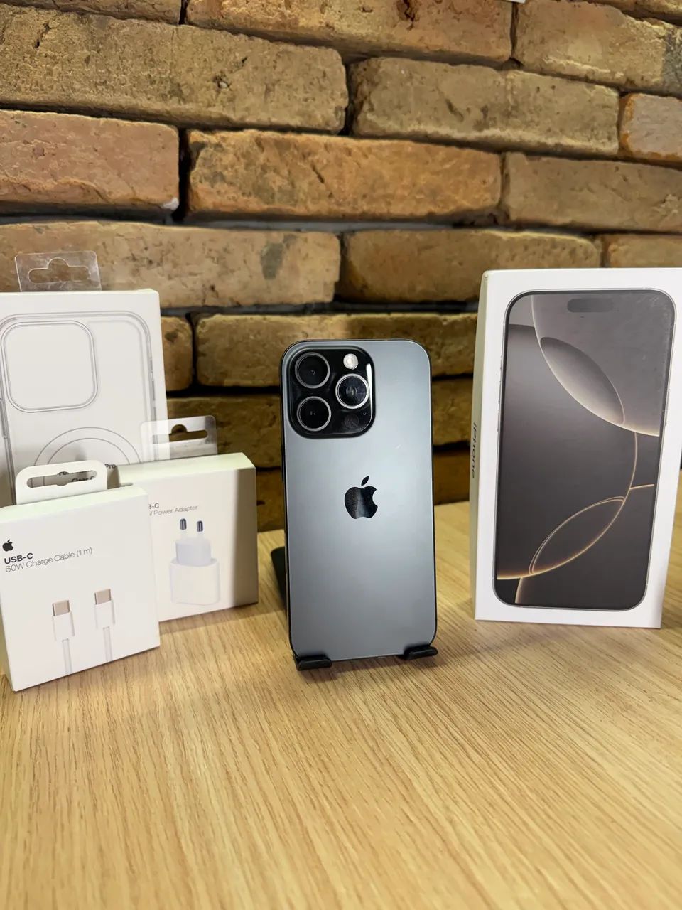 iPhone 16 Pro 512Gb Black - Foto 3