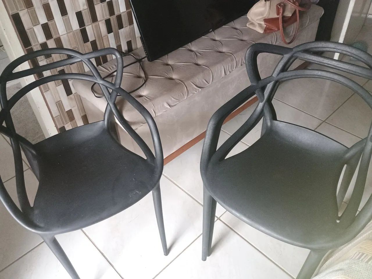 Vendo 3 cadeira,  250 reais as 3 - Foto 3