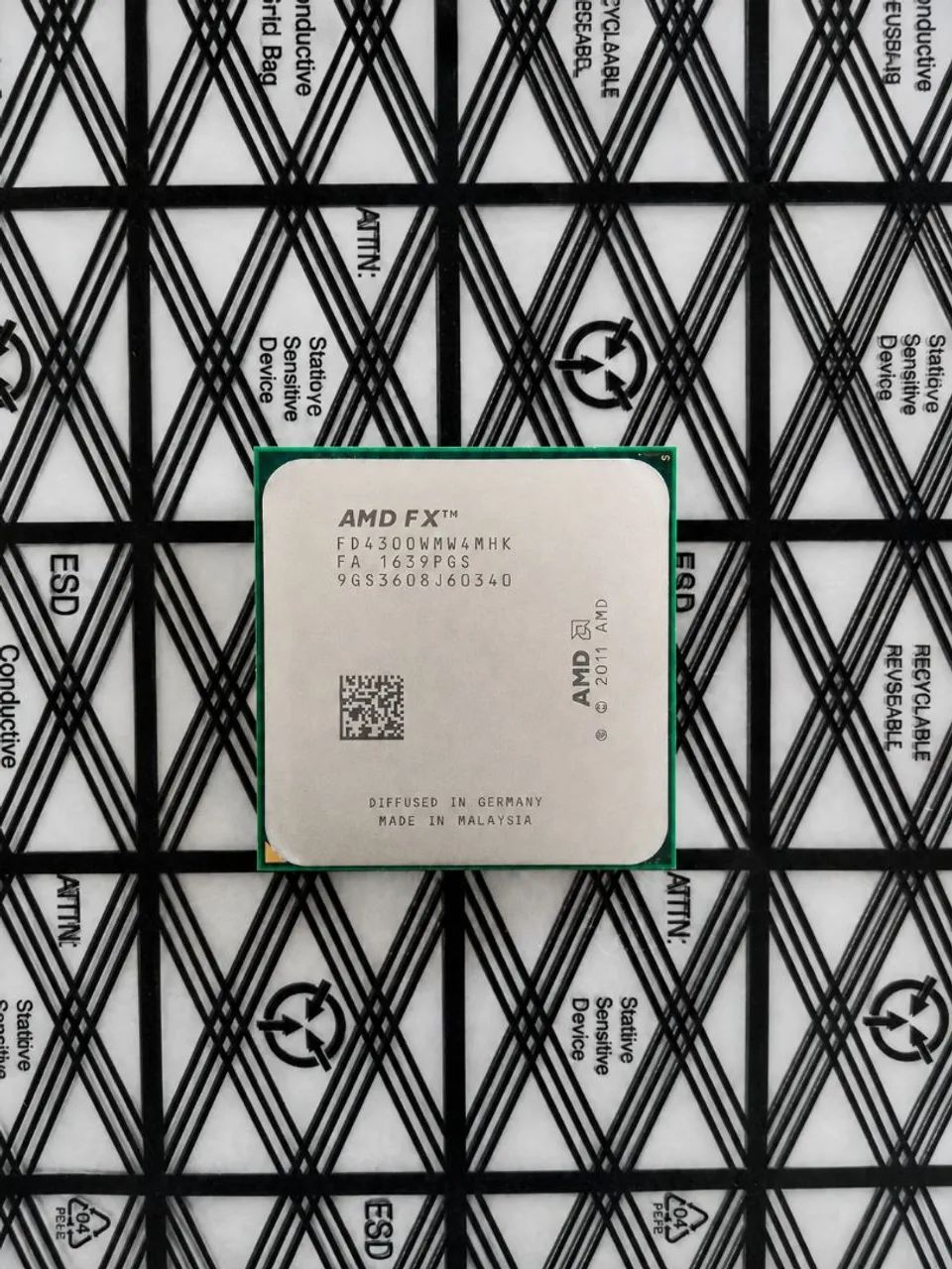 Kit completo com placa mãe, processador e 8gb de ram - Foto 2