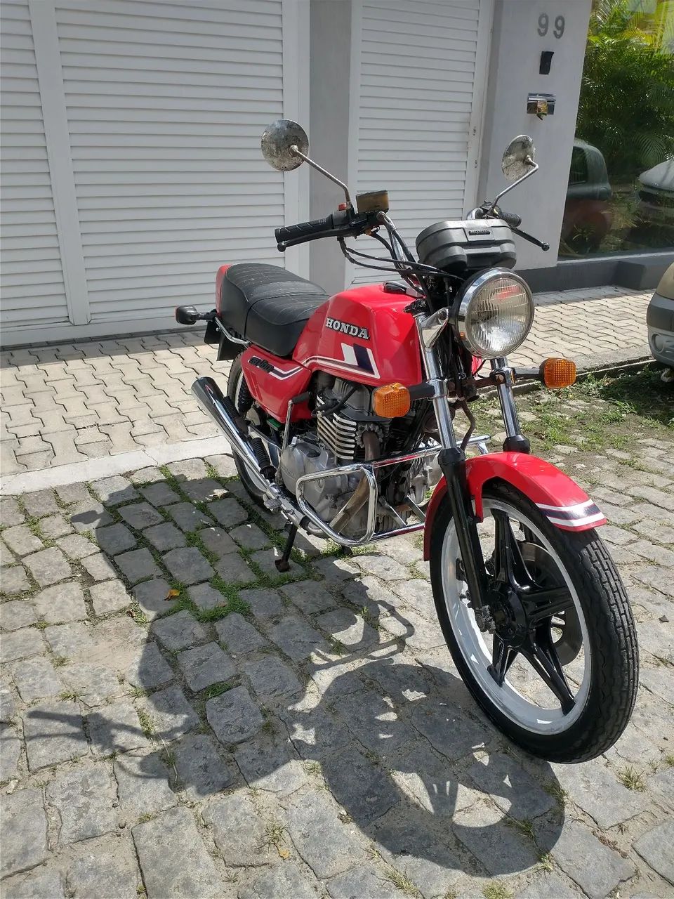 Moto inteira 