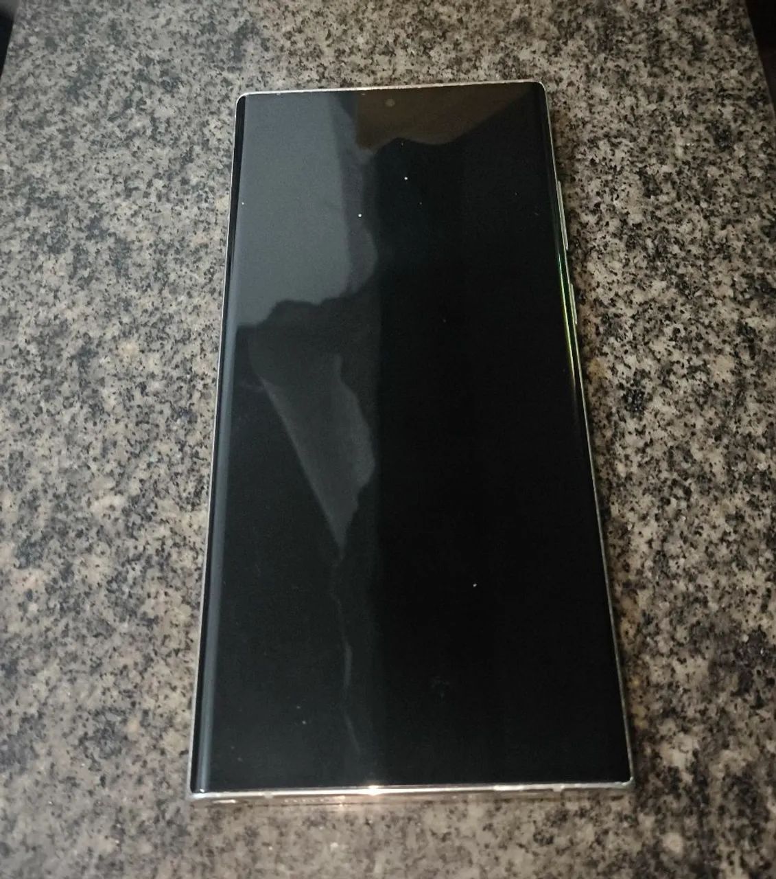 S22 Ultra com problema no display 
