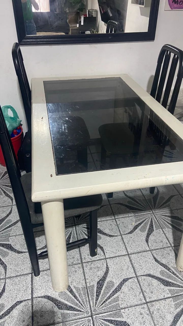 DOAÇÃO sofá L +mesa e 3 cadeiras - Foto 3