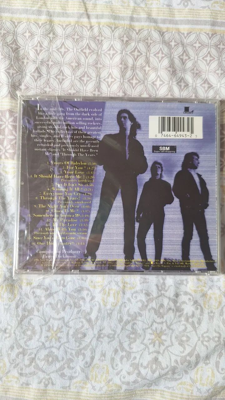 Cd The Best Outfield Importado.  - Foto 2