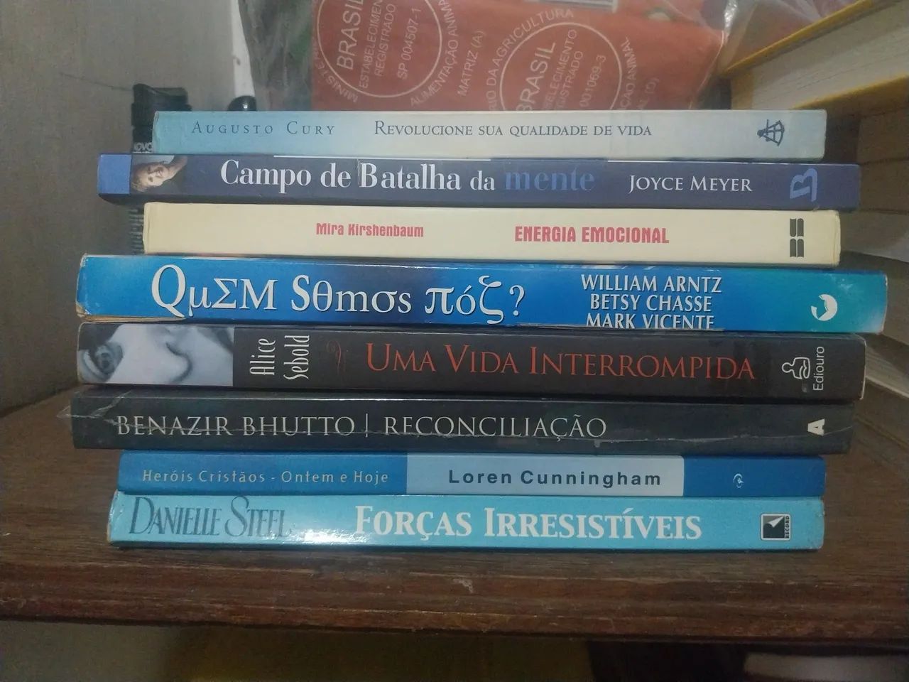 Livros variados - Foto 4