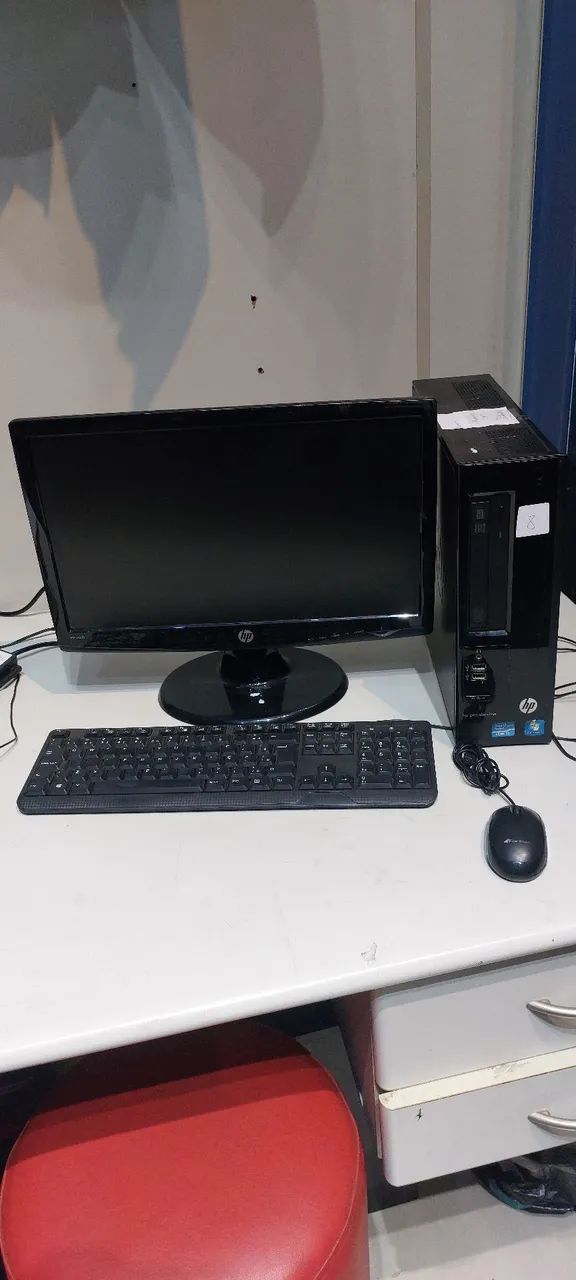 PC HP Completo pronto para uso (c/ monitor, teclado e mouse)