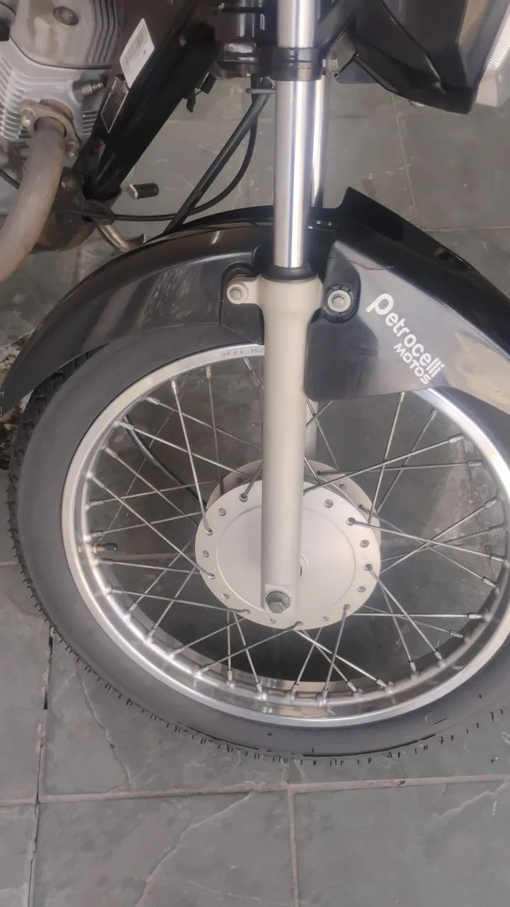 Motocicleta bem cuidada  - Foto 4
