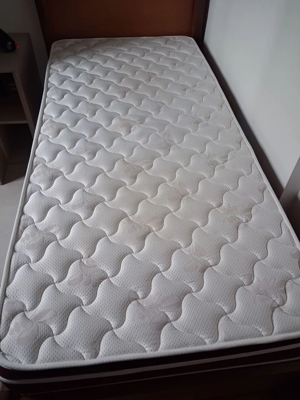 Colchão solteiro espuma D33 Castor